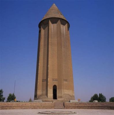 Der Gonbad-e Qabus! Ein architektonisches Juwel aus dem 11. Jahrhundert!