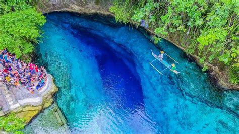 Der Enchanted River: Ein magisches Gewässer voller Geheimnisse!